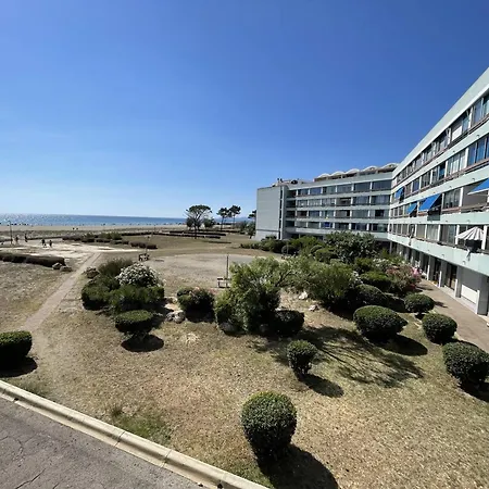 Saint-cyprien : T2 Confortable En Bord De Avec Parking Et Animaux Admis - Fr-1-106-106
