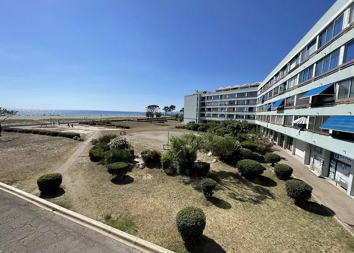 Saint-cyprien : T2 Confortable En Bord De Avec Parking Et Animaux Admis - Fr-1-106-106